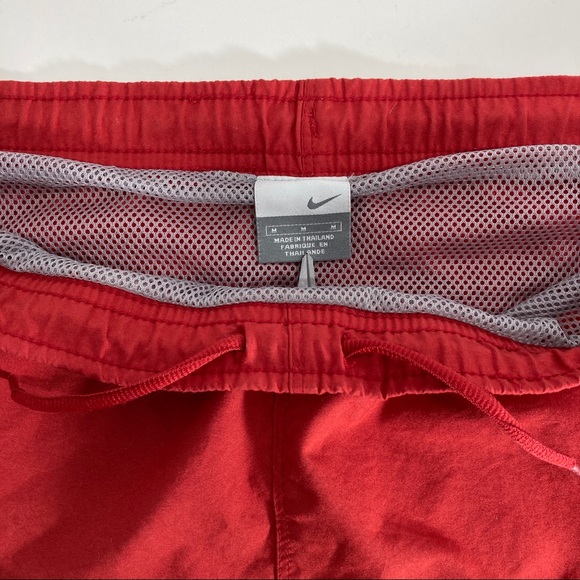 Nike Men’s Oversized Swim Trunks Bathing Suit Red - Picture 5 of 12
